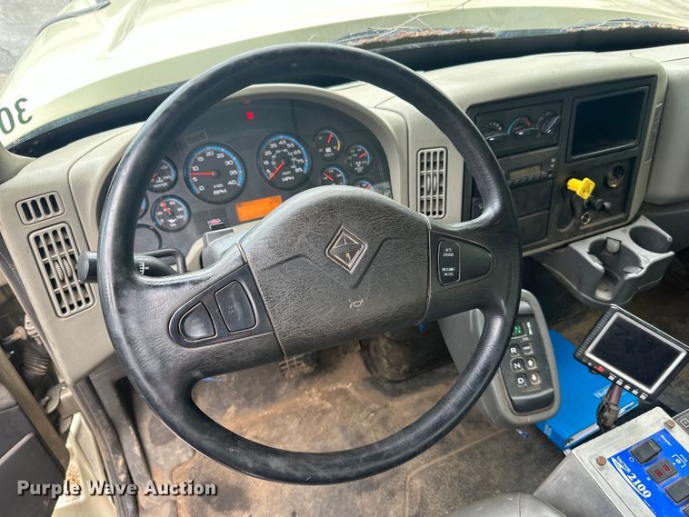 image for item DP8419 2012 International  7500 sewer jetter truck