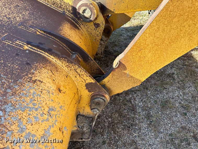 image for item DP8528 1996 John Deere 624G wheel loader