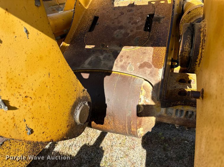 image for item DP8528 1996 John Deere 624G wheel loader