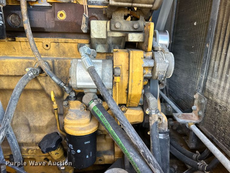 image for item DP8528 1996 John Deere 624G wheel loader