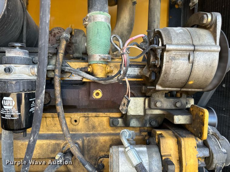 image for item DP8528 1996 John Deere 624G wheel loader