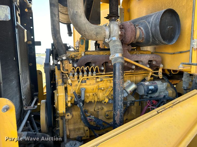 image for item DP8528 1996 John Deere 624G wheel loader