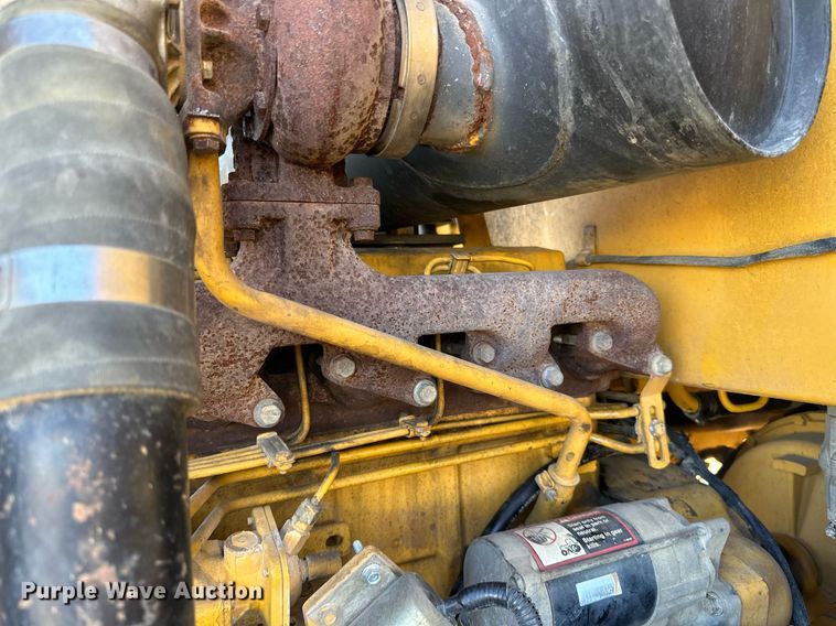 image for item DP8528 1996 John Deere 624G wheel loader