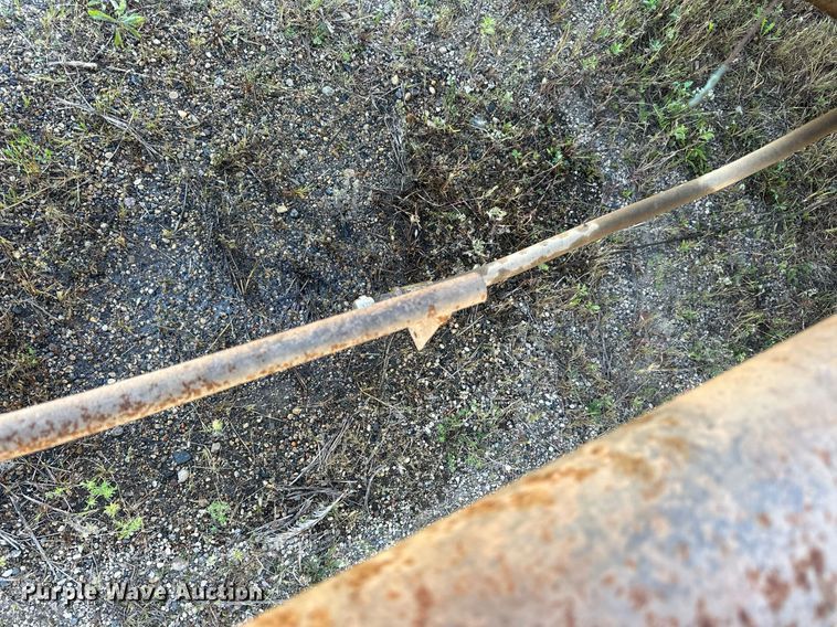 image for item DP8529 1990 Mack  RB690S truck cab and chassis