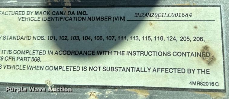 image for item DP8529 1990 Mack  RB690S truck cab and chassis