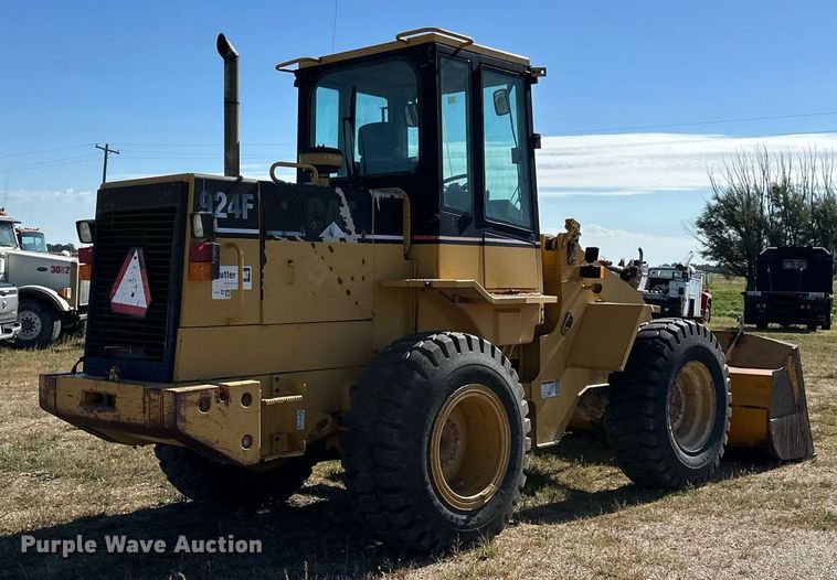 image for item DP8530 1996 Caterpillar  924F wheel loader