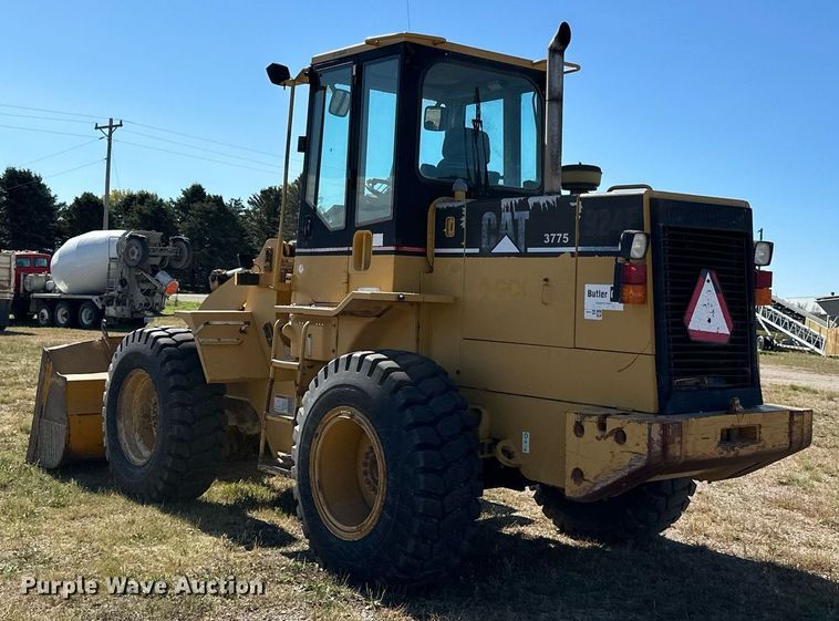image for item DP8530 1996 Caterpillar  924F wheel loader