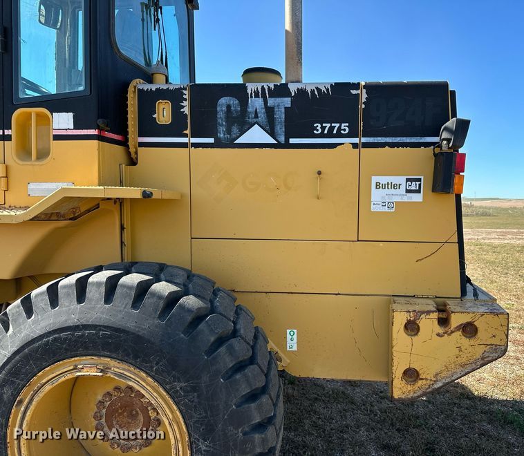 image for item DP8530 1996 Caterpillar  924F wheel loader