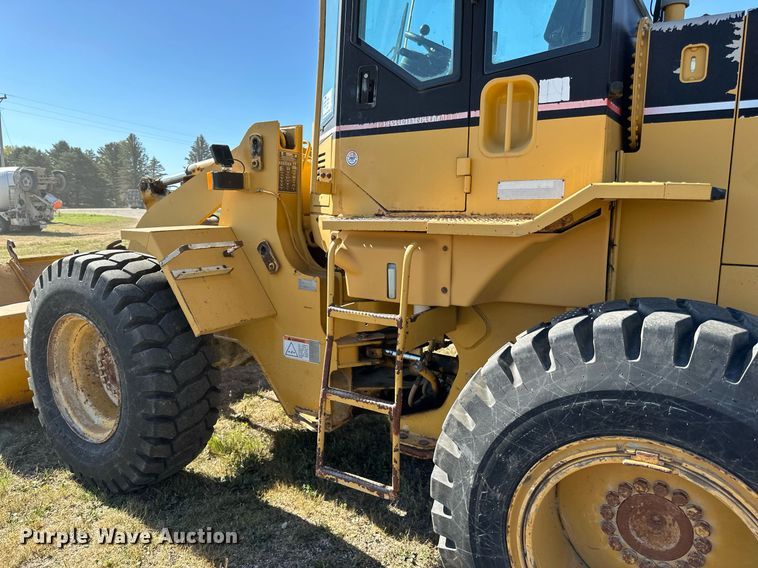 image for item DP8530 1996 Caterpillar  924F wheel loader