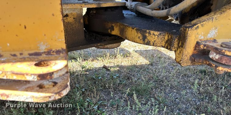 image for item DP8530 1996 Caterpillar  924F wheel loader