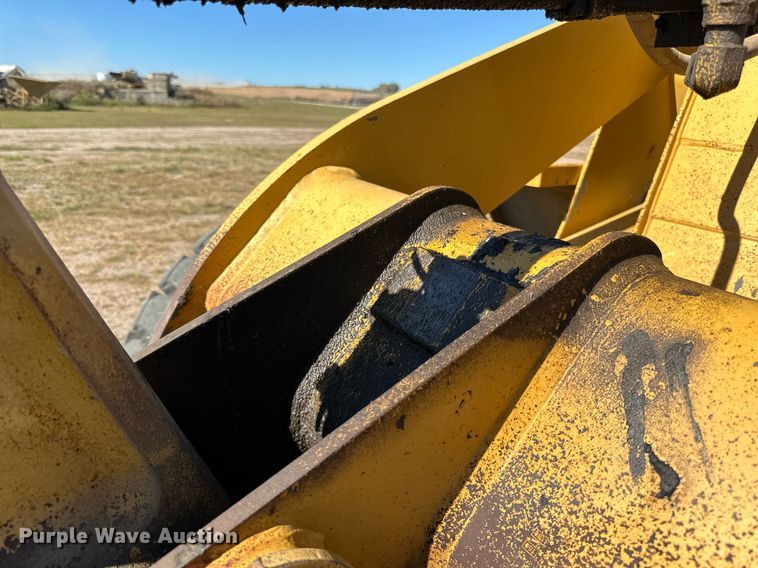 image for item DP8530 1996 Caterpillar  924F wheel loader