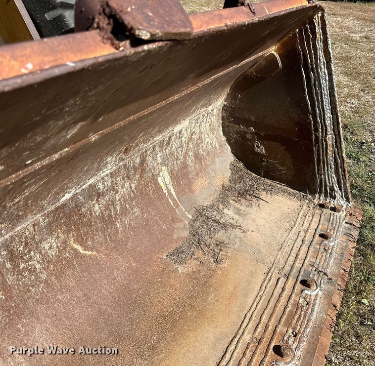 image for item DP8530 1996 Caterpillar  924F wheel loader