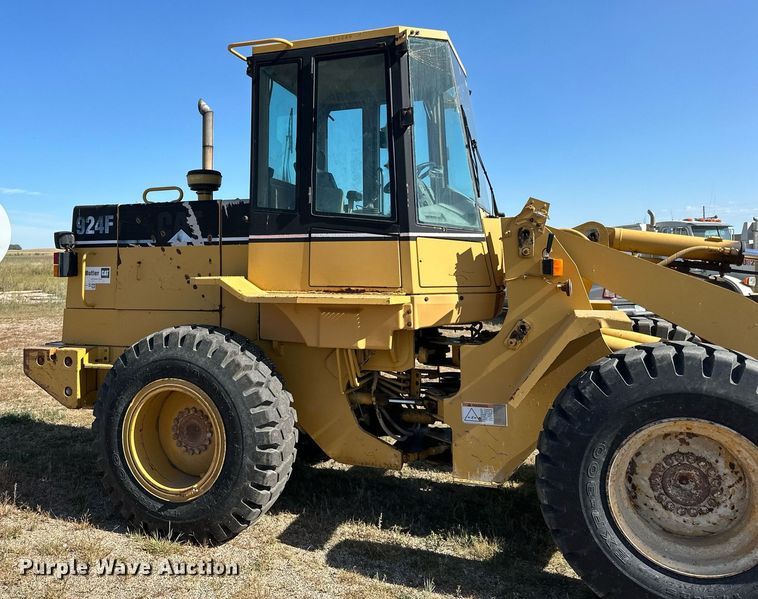 image for item DP8530 1996 Caterpillar  924F wheel loader