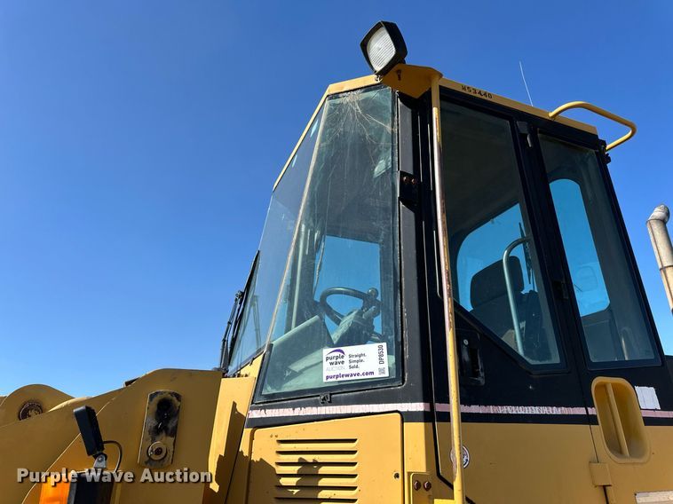 image for item DP8530 1996 Caterpillar  924F wheel loader