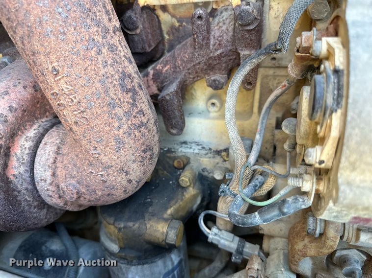 image for item DP8530 1996 Caterpillar  924F wheel loader