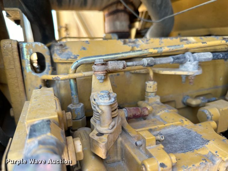 image for item DP8530 1996 Caterpillar  924F wheel loader