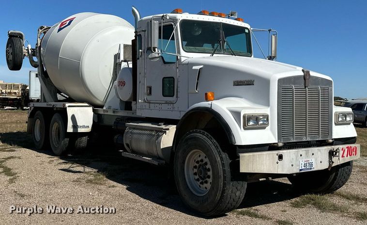 image for item DP8533 2002 Kenworth  W900 ready mix truck