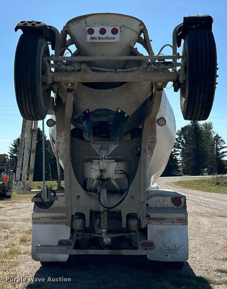 image for item DP8533 2002 Kenworth  W900 ready mix truck