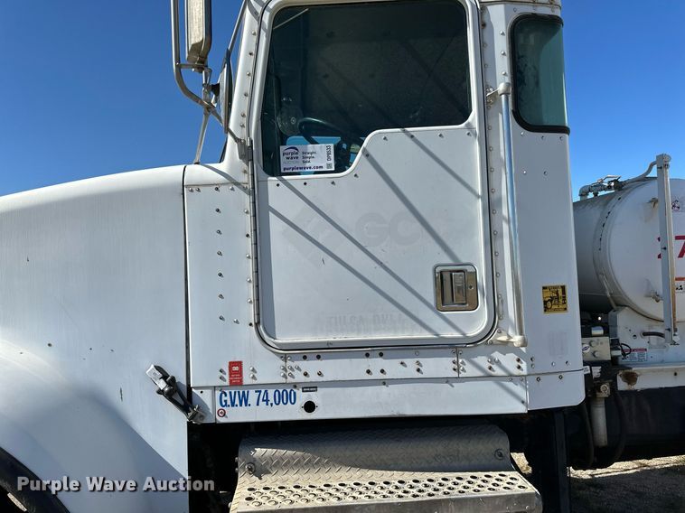 image for item DP8533 2002 Kenworth  W900 ready mix truck