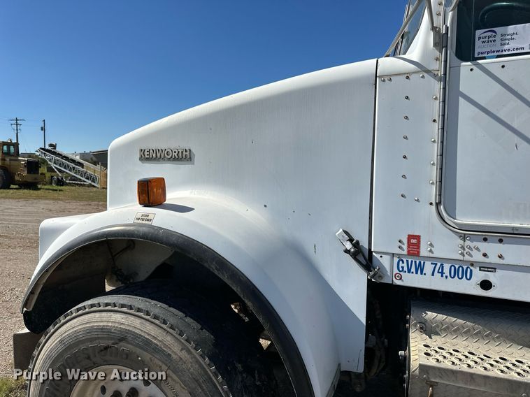 image for item DP8533 2002 Kenworth  W900 ready mix truck