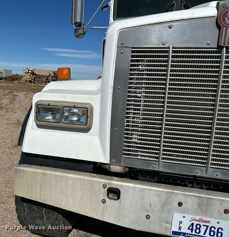 image for item DP8533 2002 Kenworth  W900 ready mix truck