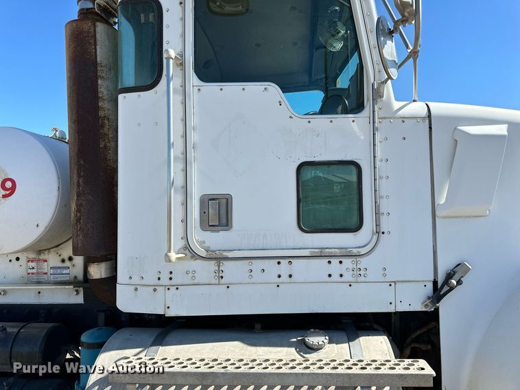 image for item DP8533 2002 Kenworth  W900 ready mix truck
