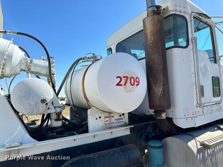 image for item DP8533 2002 Kenworth  W900 ready mix truck