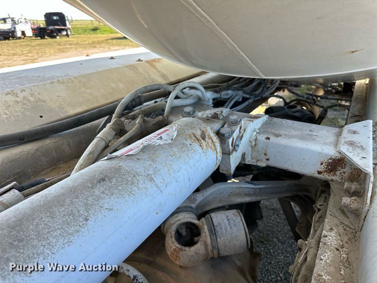 image for item DP8533 2002 Kenworth  W900 ready mix truck