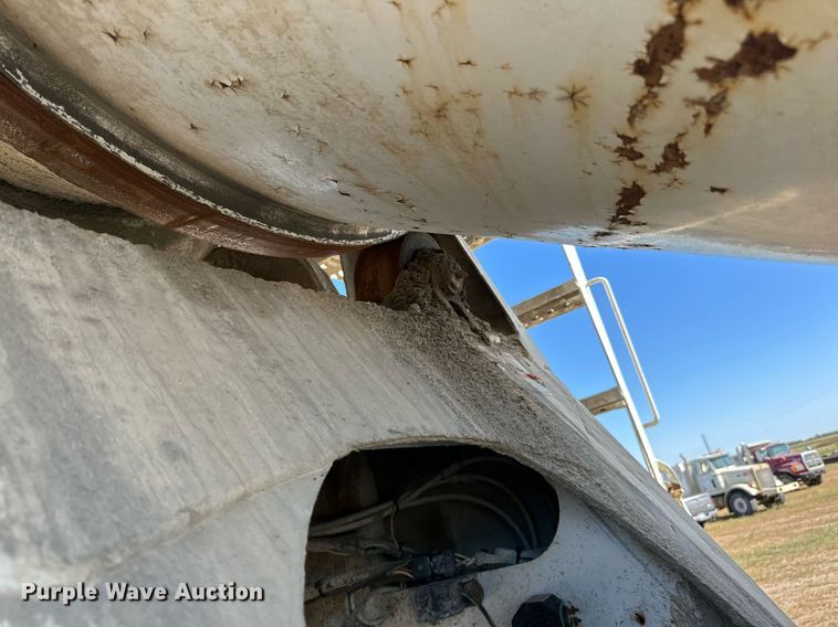 image for item DP8533 2002 Kenworth  W900 ready mix truck