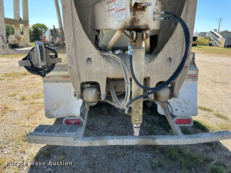 image for item DP8533 2002 Kenworth  W900 ready mix truck