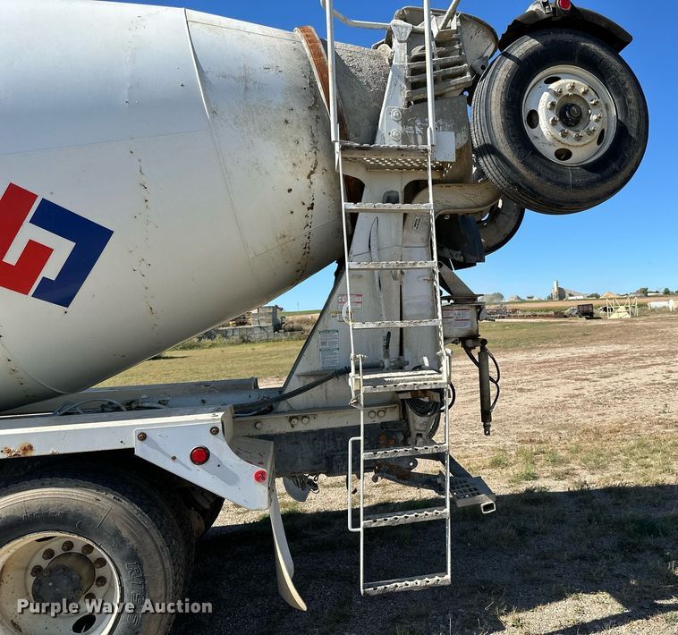 image for item DP8533 2002 Kenworth  W900 ready mix truck