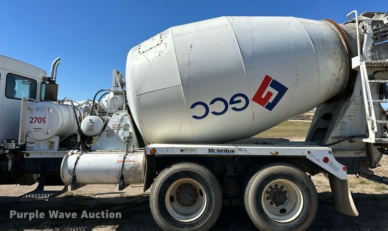 image for item DP8533 2002 Kenworth  W900 ready mix truck