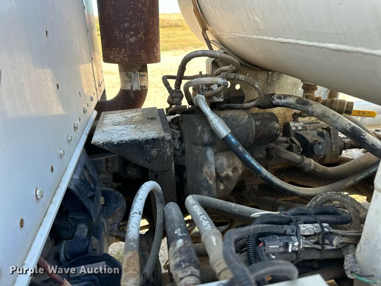 image for item DP8533 2002 Kenworth  W900 ready mix truck