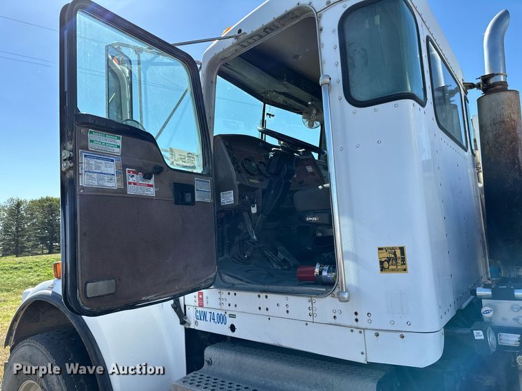 image for item DP8533 2002 Kenworth  W900 ready mix truck