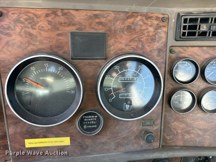 image for item DP8533 2002 Kenworth  W900 ready mix truck