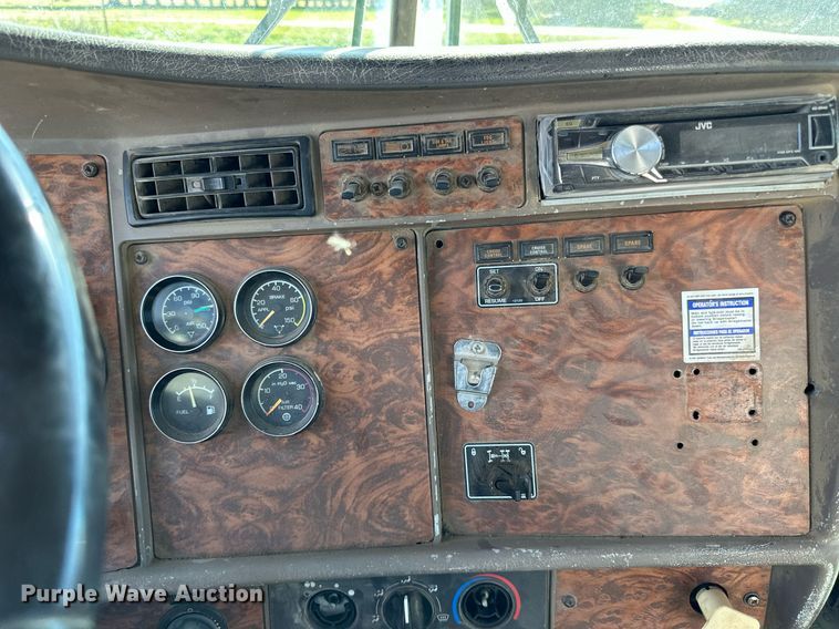 image for item DP8533 2002 Kenworth  W900 ready mix truck