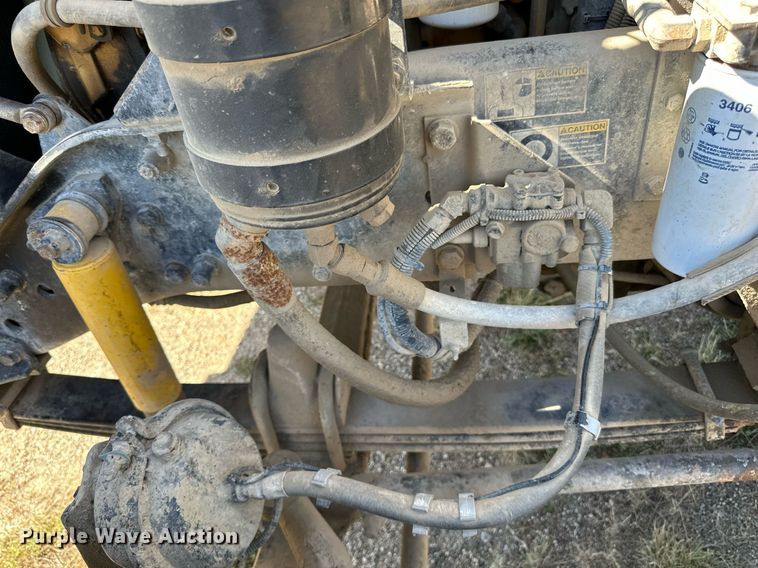 image for item DP8533 2002 Kenworth  W900 ready mix truck