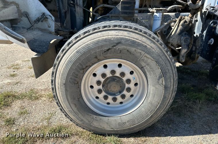 image for item DP8533 2002 Kenworth  W900 ready mix truck