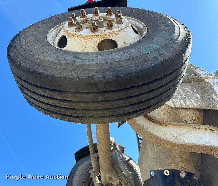 image for item DP8533 2002 Kenworth  W900 ready mix truck