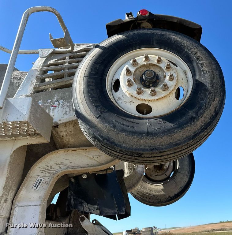 image for item DP8533 2002 Kenworth  W900 ready mix truck