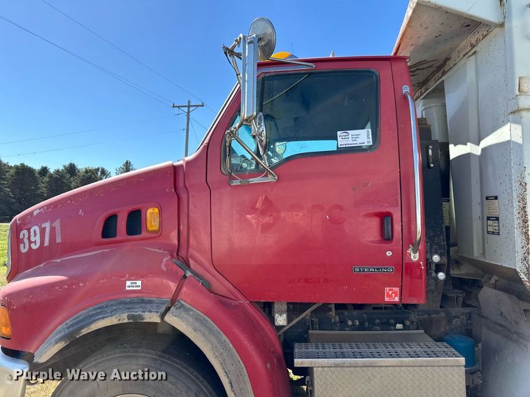 image for item DP8534 2007 Sterling  LT9513 dump truck
