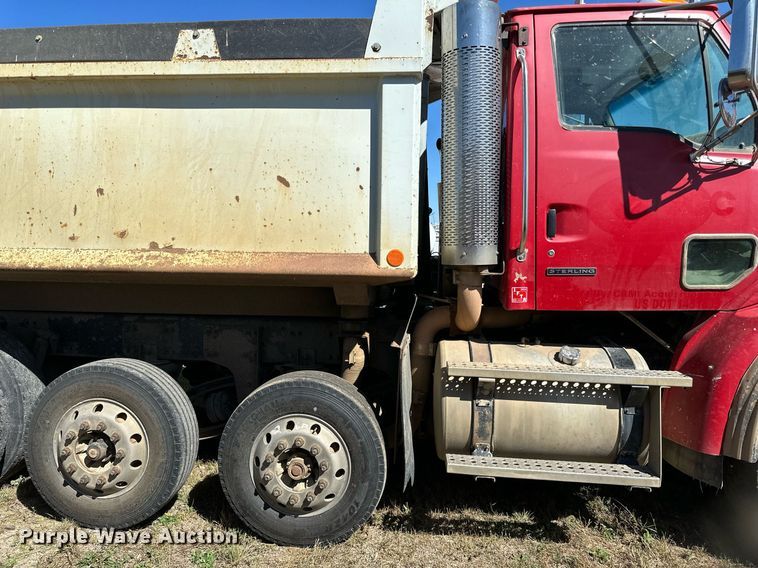 image for item DP8534 2007 Sterling  LT9513 dump truck
