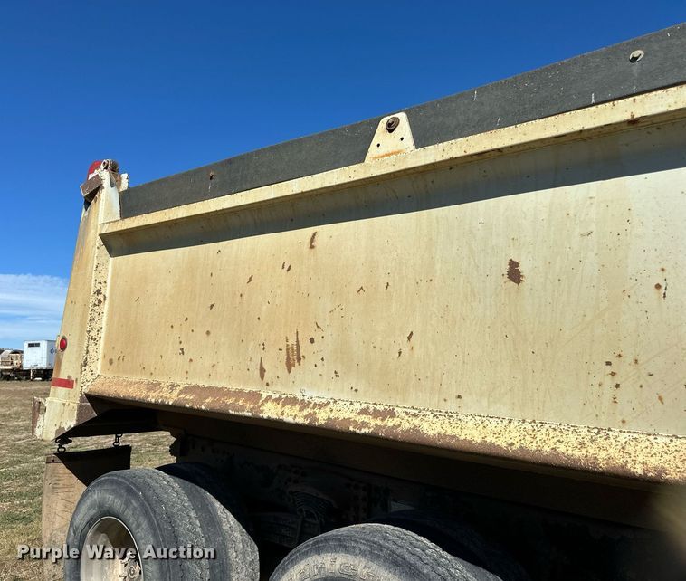 image for item DP8534 2007 Sterling  LT9513 dump truck