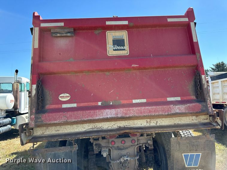 image for item DP8534 2007 Sterling  LT9513 dump truck