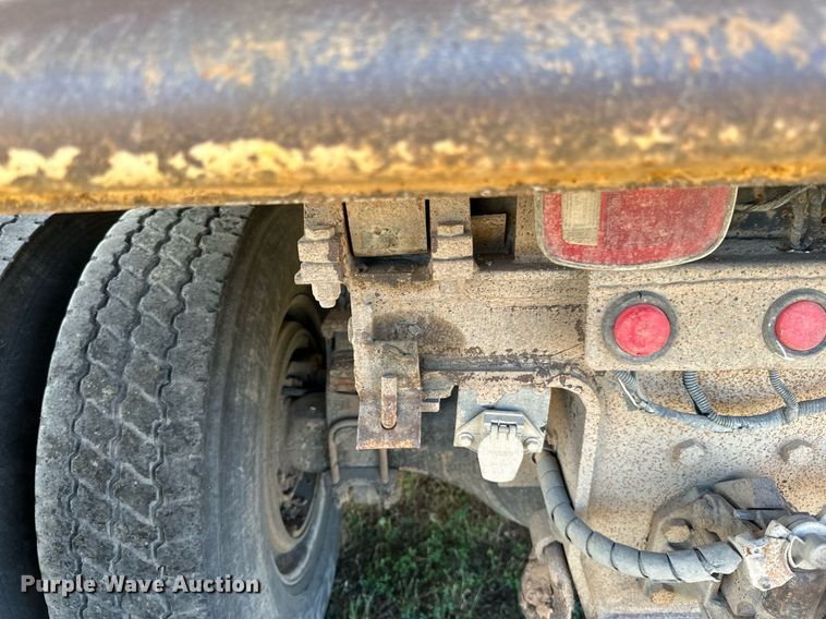 image for item DP8534 2007 Sterling  LT9513 dump truck