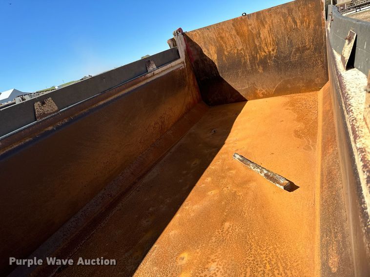 image for item DP8534 2007 Sterling  LT9513 dump truck