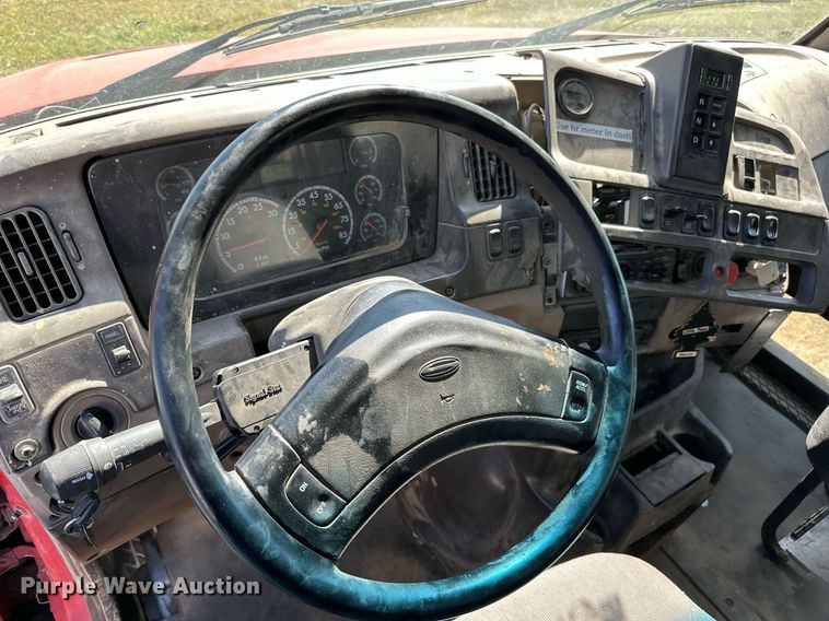 image for item DP8534 2007 Sterling  LT9513 dump truck