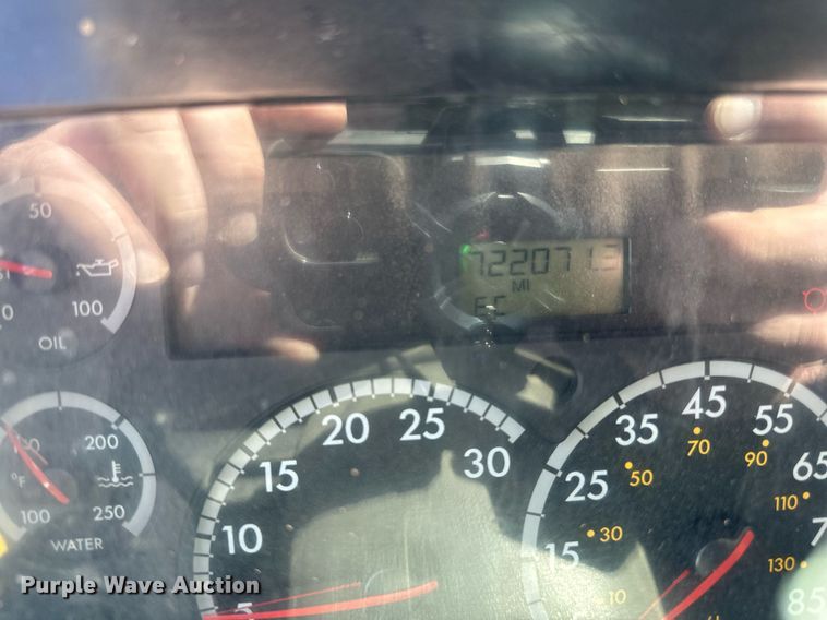 image for item DP8534 2007 Sterling  LT9513 dump truck