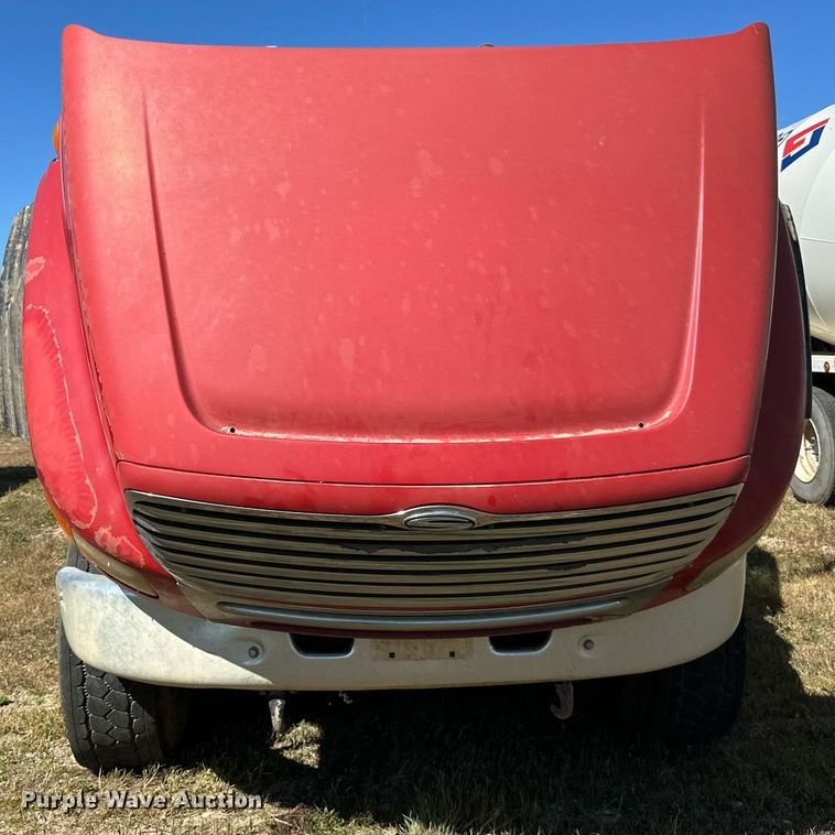 image for item DP8534 2007 Sterling  LT9513 dump truck