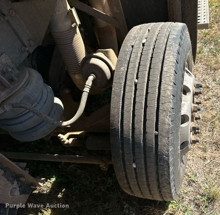 image for item DP8534 2007 Sterling  LT9513 dump truck